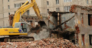 Демонтаж фасада в каменке: цены за м2 от 364 рублей | Сварной-Кам
